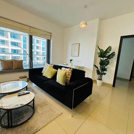 Luxury One Bedroom Apartment With Fountain View Opposite Dubai Mall Exterior photo