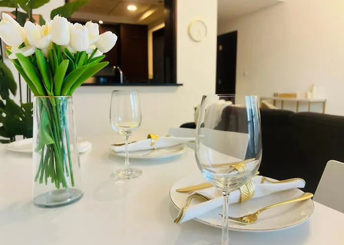 Luxury One Bedroom Apartment With Fountain View Opposite Dubai Mall